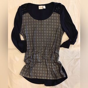 Chico’s navy gilded knit blouse